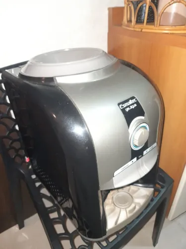 Bebedouro da esmaltec