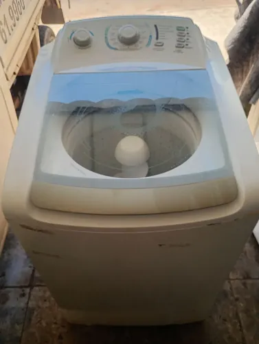 Vendo lava roupas Eletrolux 10 kilos 