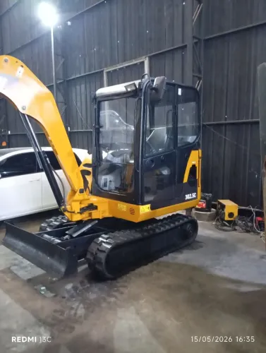 Mini escavadeira Caterpillar 302.5