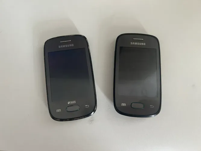 2 Celulares sansung galaxy poket
