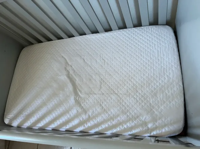 Berço americano que vira cama