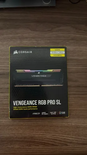 Memória RAM Corsair Vengeance RGB PRO SL 64 GB (2 x 32 GB) DDR4 3200 MHz C16
