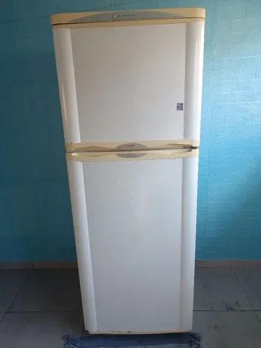 Geladeira Bosh 440 litros.