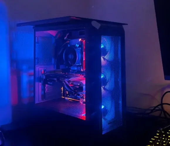 ? PC Gamer | i7 9° Gen + RX 6600 8GB + 16GB RAM ?