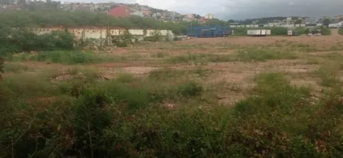 TERRENO TOTALMENTE PLANO COM 20.992 M2 EM ÁREA ESTRATÉGICA DE MAUÁ