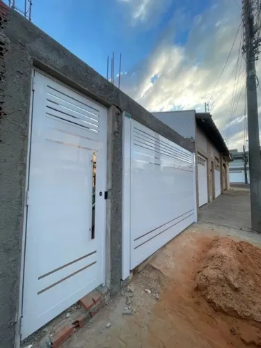 Portão de alumínio em promoção cobrimos a concorrência 