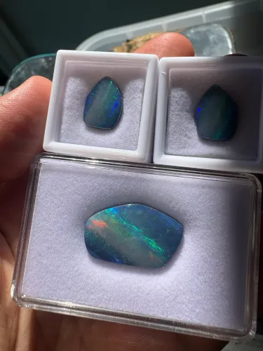 Conjunto Opalas naturais lapidação contemporânea 