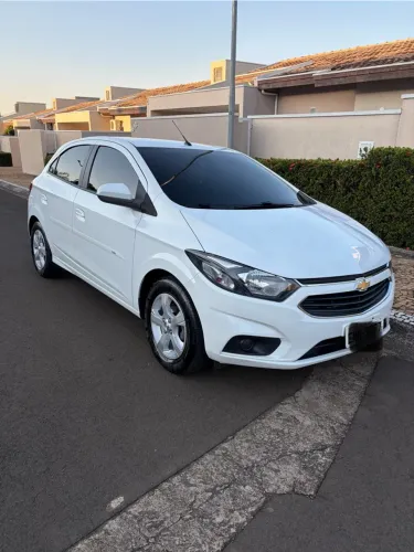 Chevrolet Onix Hatch LT 1.4 8V Flex Aut. 4P 2019