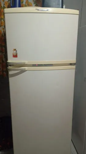 geladeira Brastemp em ótimo estado