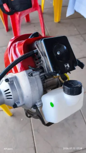 Roçadeira a Gasolina 51,7Cc Garthen - CG-550B
