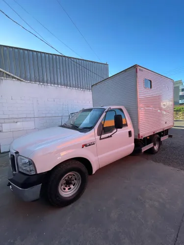 Ford F-350 3.9 Cummins Turbo Diesel Mec. 2012
