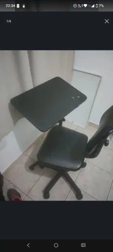 Mesinha e cadeira rotativa (barato)