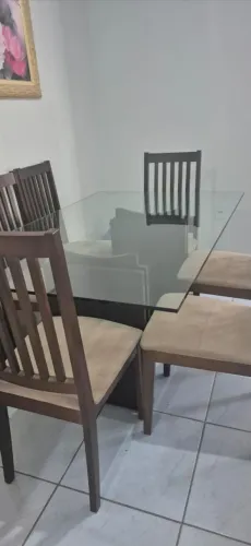 Mesa 6 cadeiras