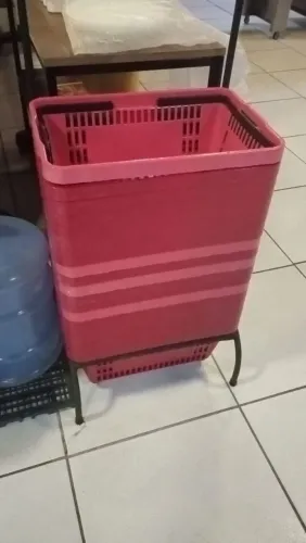 VENDE-SE CESTINHAS PARA MERCADO (UNIDADE)