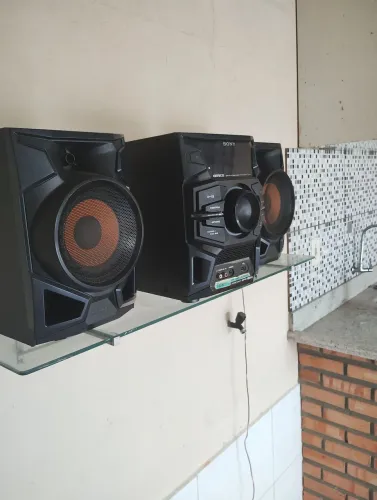 Aparelho de som antigo 