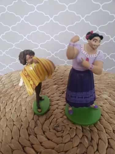 Bonecos Encanto original Disney