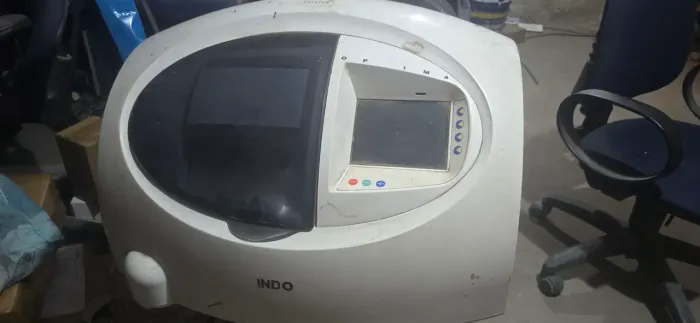 Vendo diversas maquinas para laboratório otico