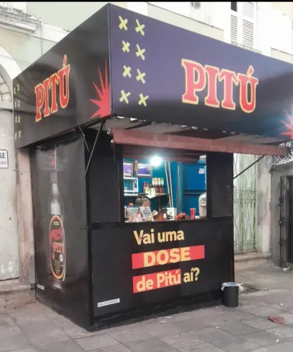 Vende - se Fiteiro 