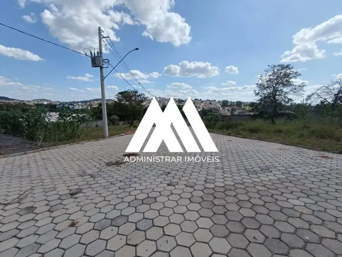 Vendo lote com 316,25 m² na Chacara do Quitão- Itaúna/Mg!