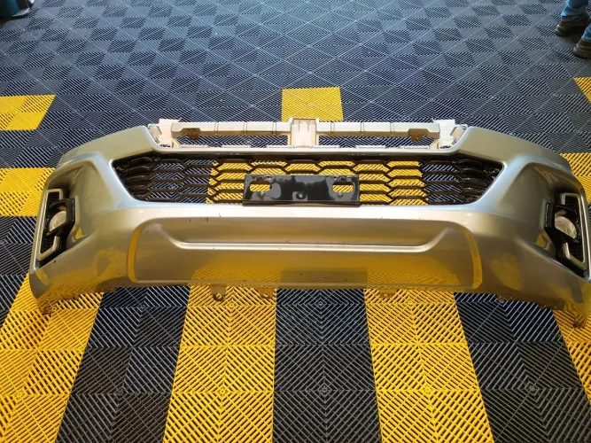 Para-choque da Hilux 2016