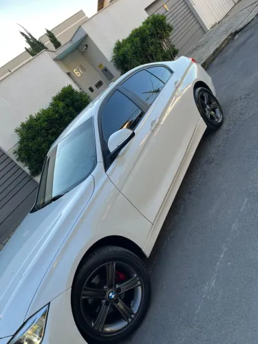 BMW 320I A 2.0 Turbo/activeflex 16V 184cv 4P 2015