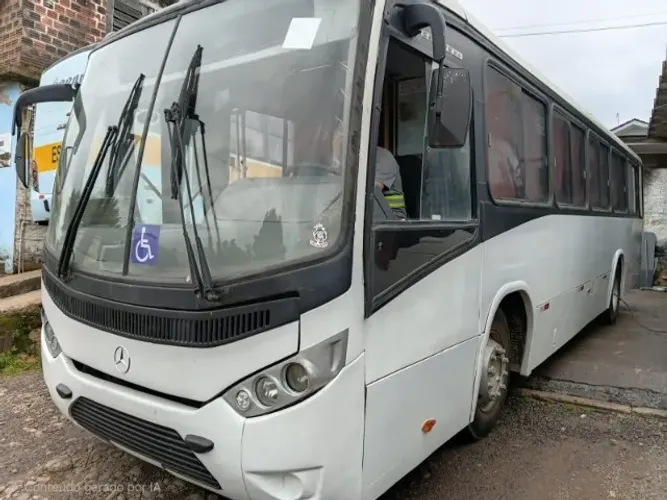 MBenz Micrão , 2010, MPolo Midi Urb, 49 Lug.. sem ar, TR 5199706.9988 c/Airton