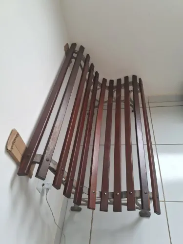 Vende-se um banco de praça ou jardim