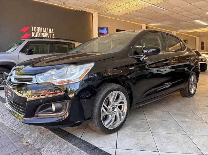 Citroen C4 Lounge Exclusive 1.6 Turbo 4P Aut. 2014