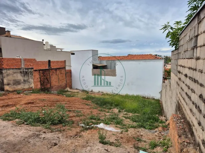 Lote / Terreno em Vila Rezende - Piracicaba