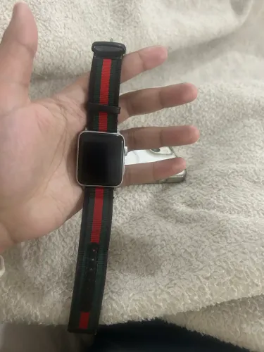 Apple Watch Series 3 de 42 mm, na cor prata (Aluminum)