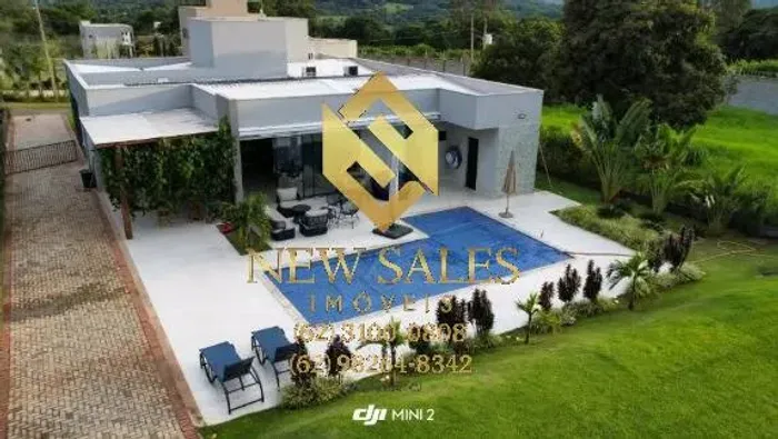 Casa em condominio- 4 suítes, 414m², 5 vagas- Hidrolândia