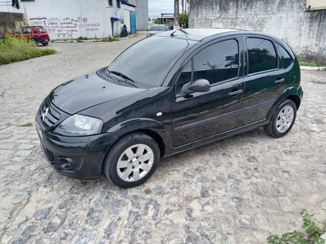 Citroen C3 GLX 1.4/ GLX Sonora 1.4 Flex 8V 5P 2012