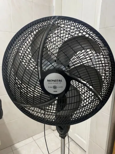 Ventilador de Chão Mondial Maxi Power 40 ? R$ 100,00