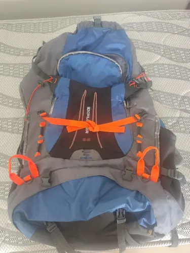 Mochila cargueira trekking 65 litros
