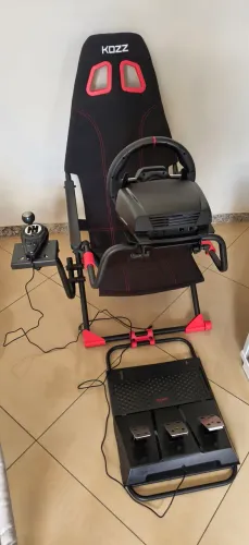 Vendo cockpit com volante