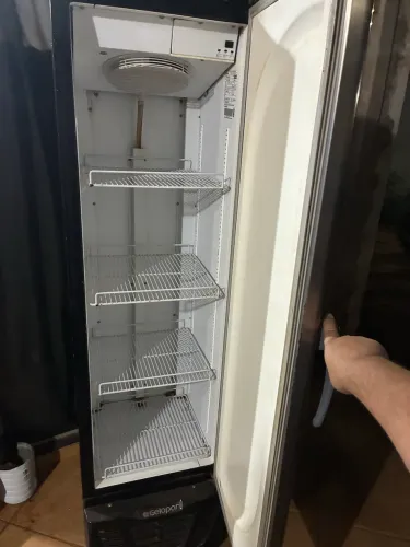 Cervejeira slim -6 graus cervejeiro gelopar 230 litros