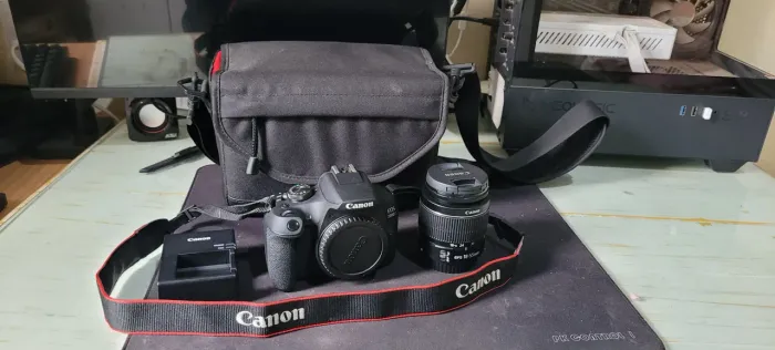 Canon EOS 2000D + 18-55mm | Kit Completo | 4.000 Disparos