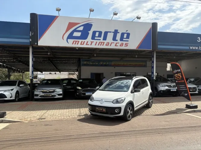 Volkswagen Up! Cross 1.0 TSI Total Flex 12V 5P 2016