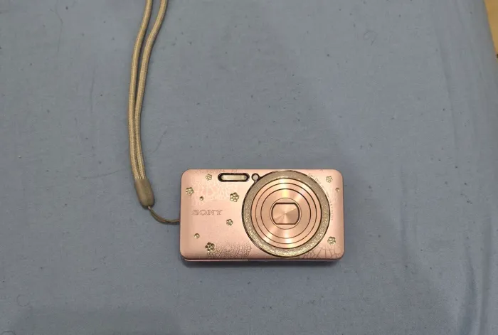 CAMERA SONY CYBER-SHOT DSC-W570D