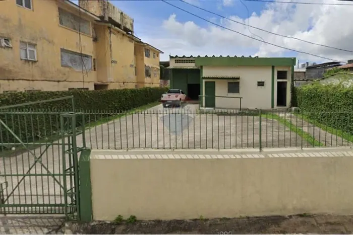 Alugo Galpão de 363m² na Várzea