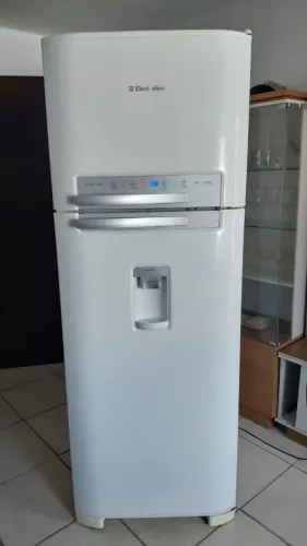 Geladeira Electrolux dúplex frost free 127v lindíssima Entrego 