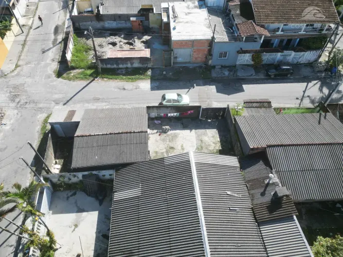 Terreno Esquina em Matinhos: Área de Moradores, Ótima Opção