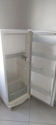Geladeira Cônsul 110V