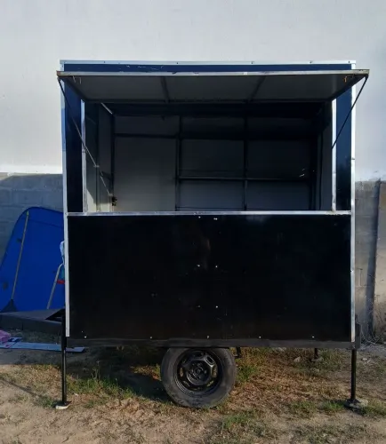 Trailer