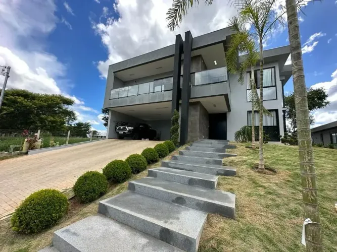 CASA A VENDA EM LAGOA SANTA NO CONDOMÍNIO VICTORIA GOLF