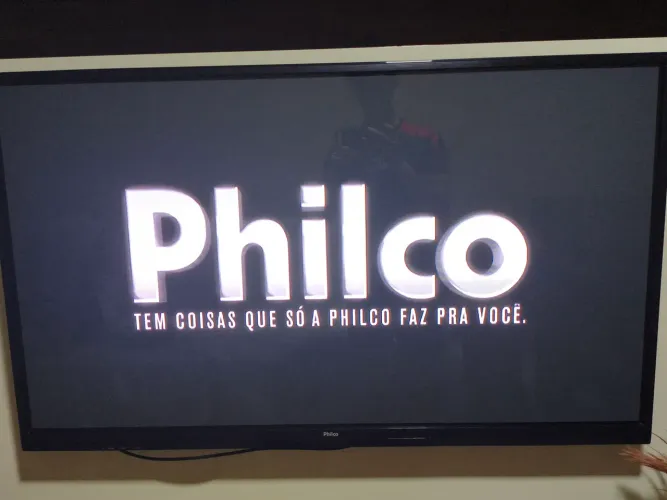 Vendo TV Philco 43' polegadas (ACEITO OFERTA!)?
