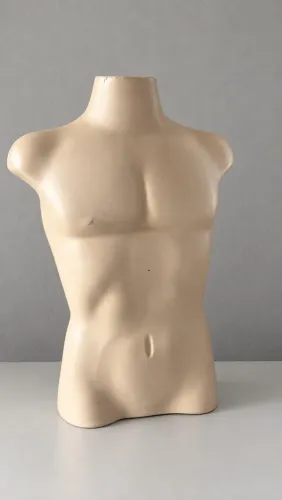 Manequins variados Masculinos e Femininos