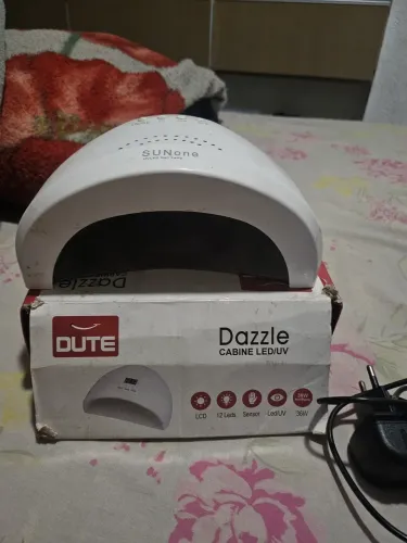Cabine para unha e lixadeira