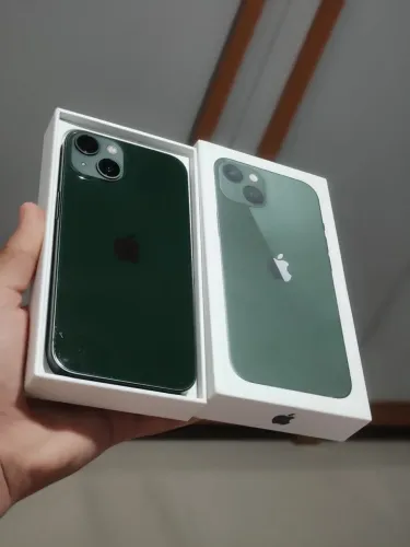 iPhone 13 128GB COM CAIXA E CABO ORIGINAL 