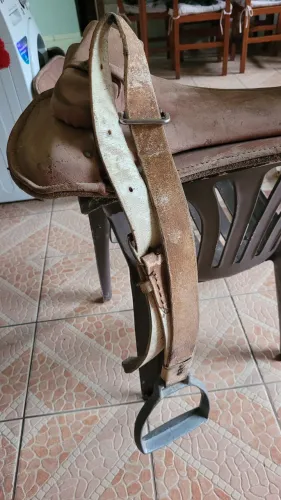 Encilha para montaria